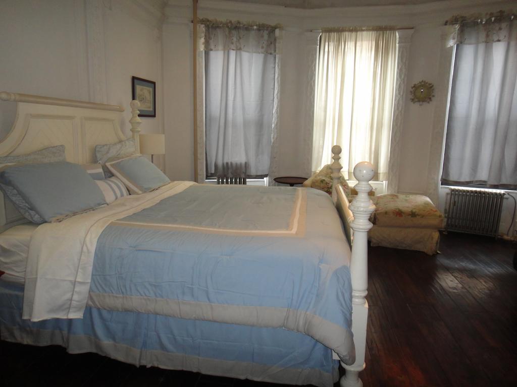 Sugar Hill Suites Ню Йорк Стая снимка